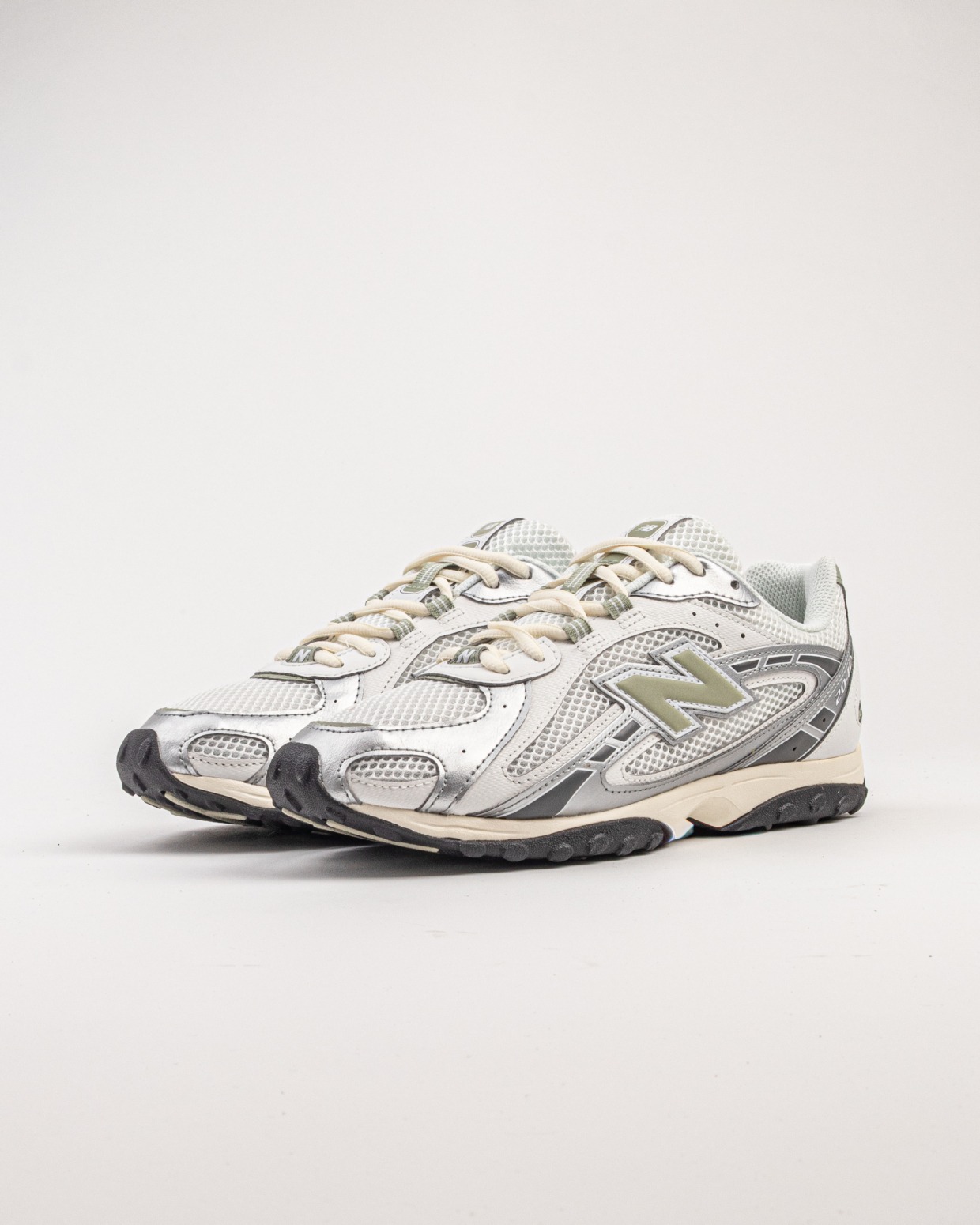 New Balance U204LSWB