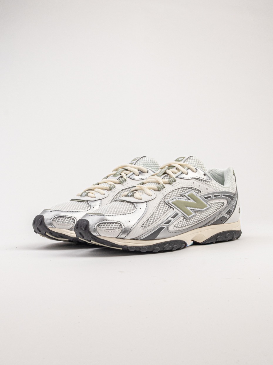 New Balance U204LSWB