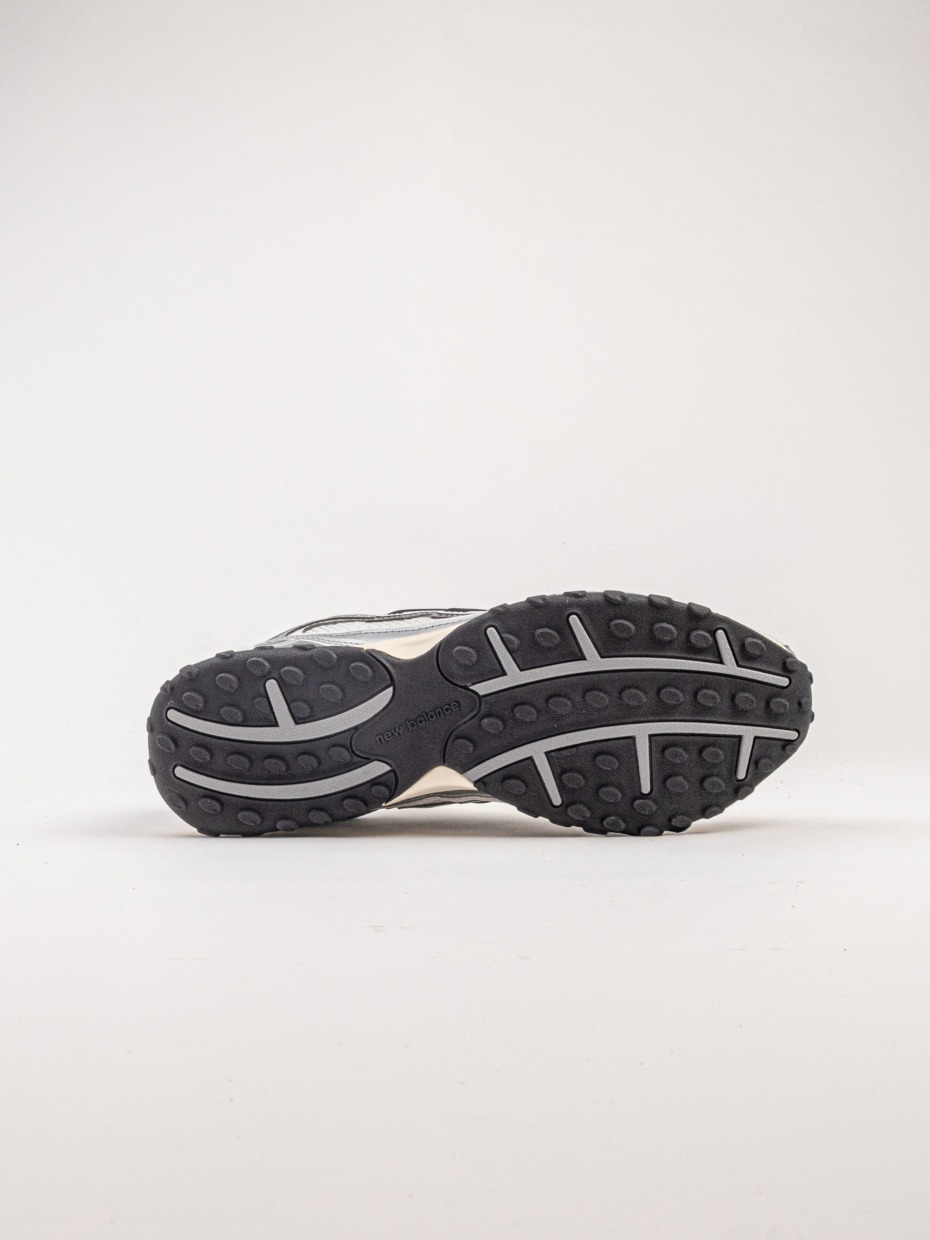 New Balance U204LSWD