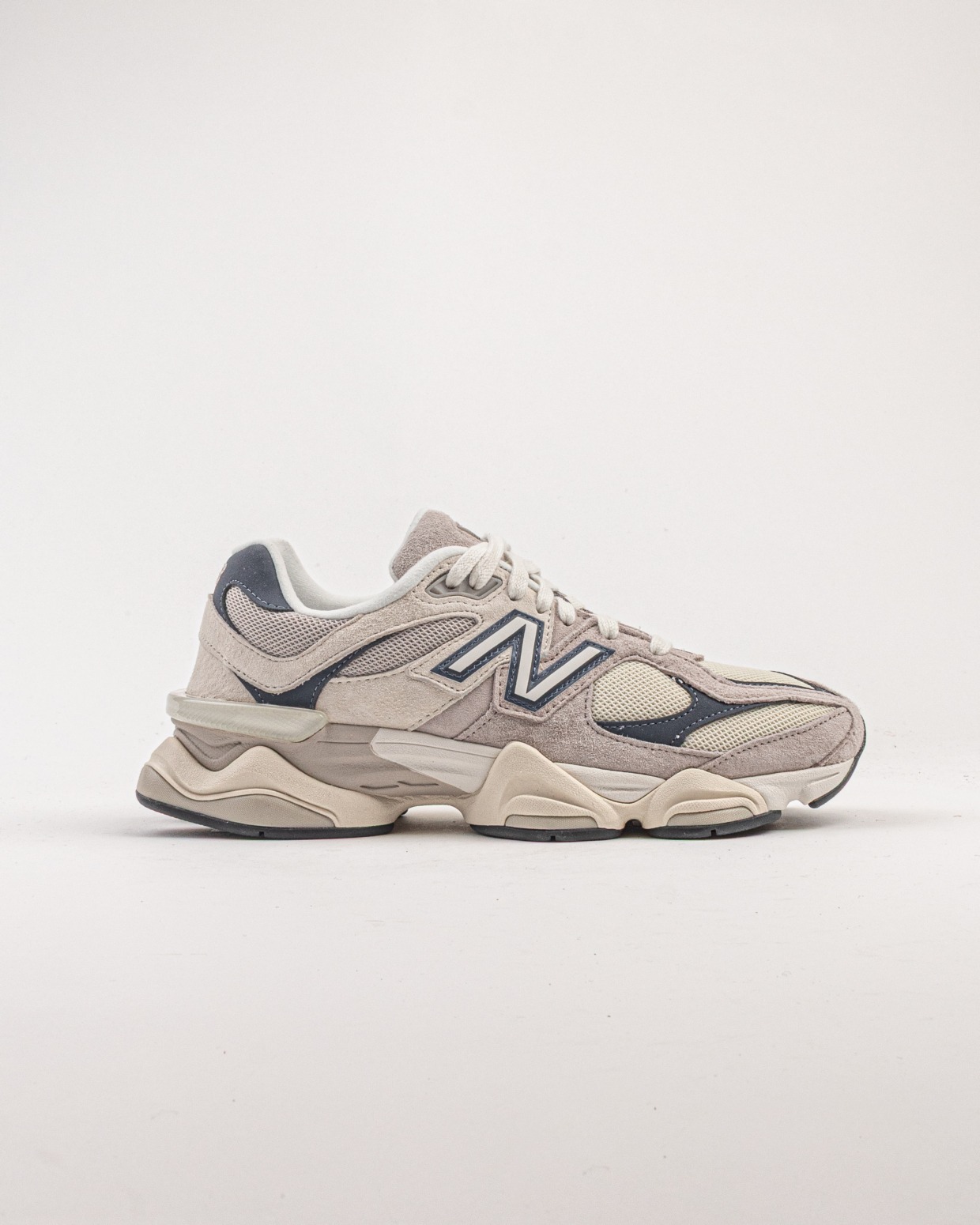 New Balance U9060EEB