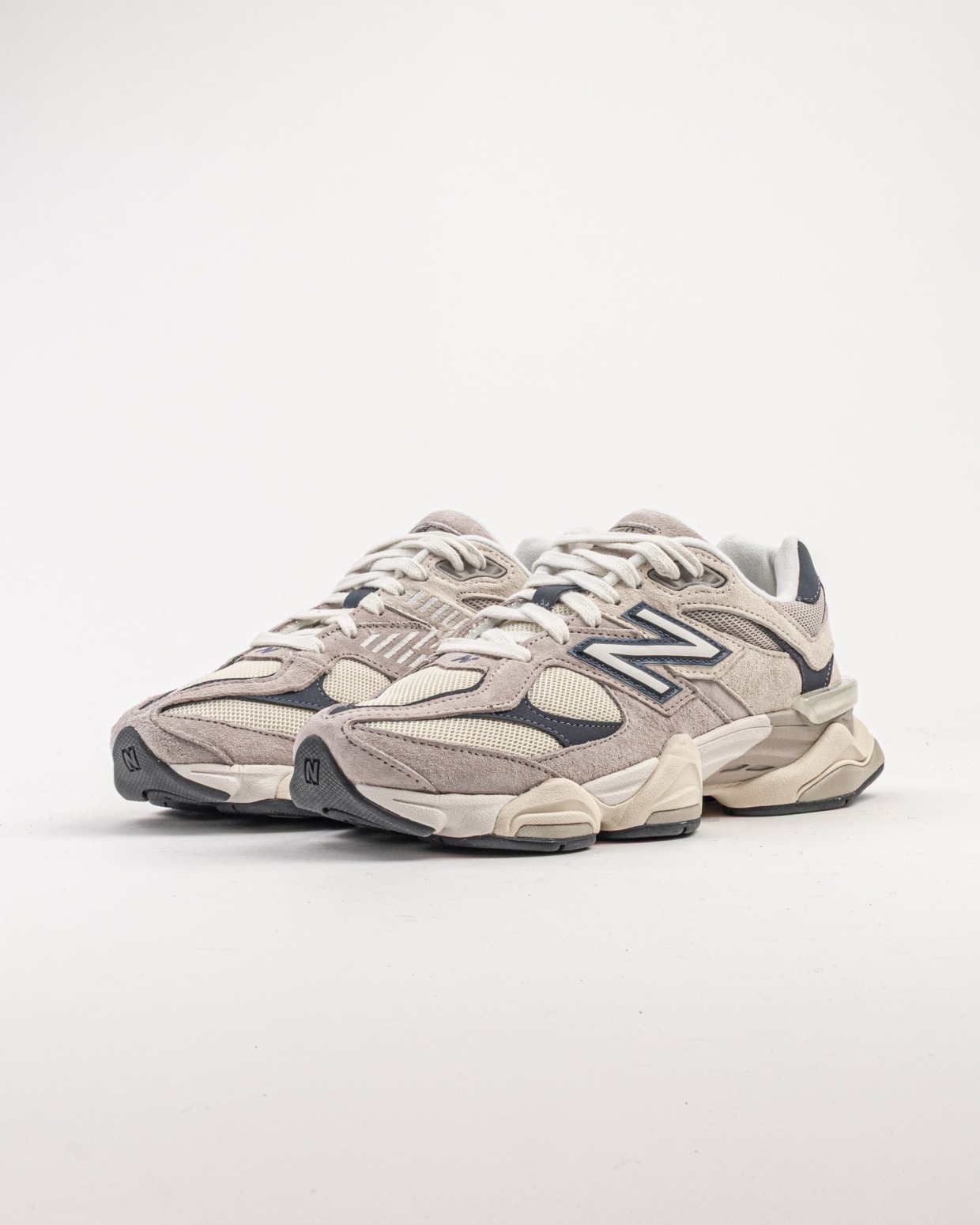 New Balance U9060EEB