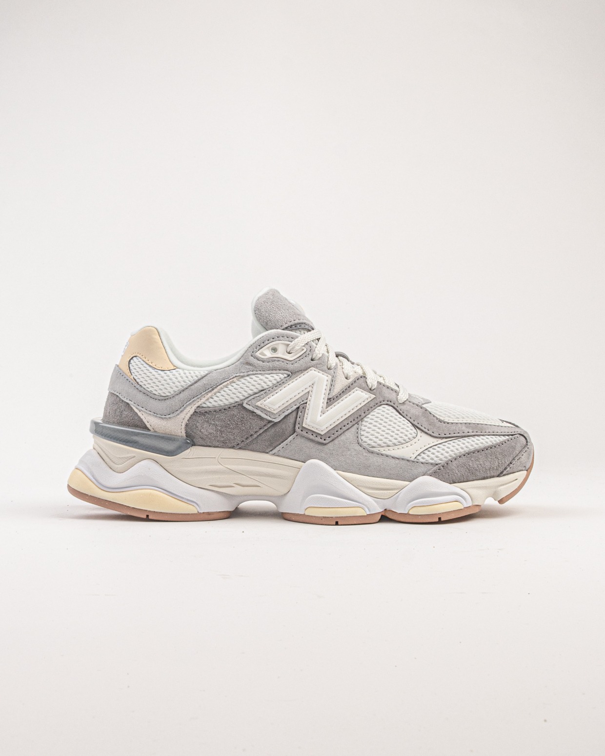 New Balance U9060AUB