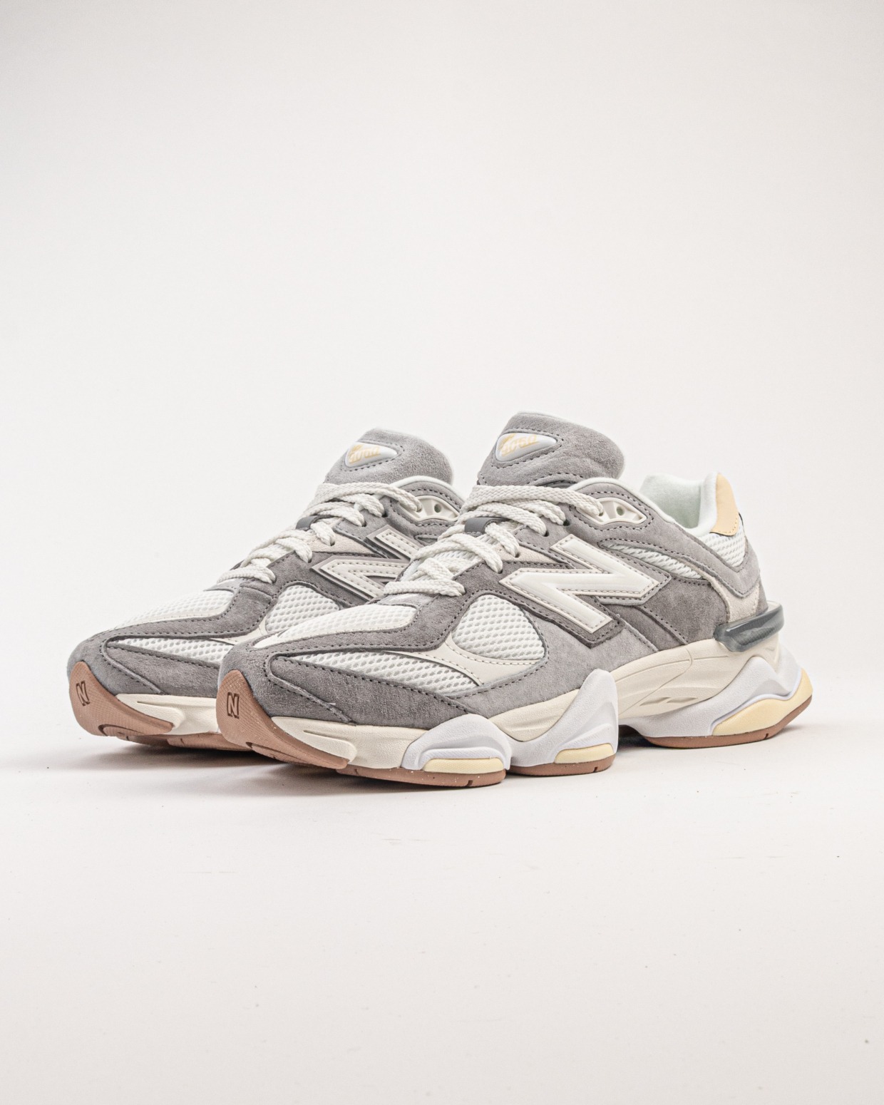 New Balance U9060AUB