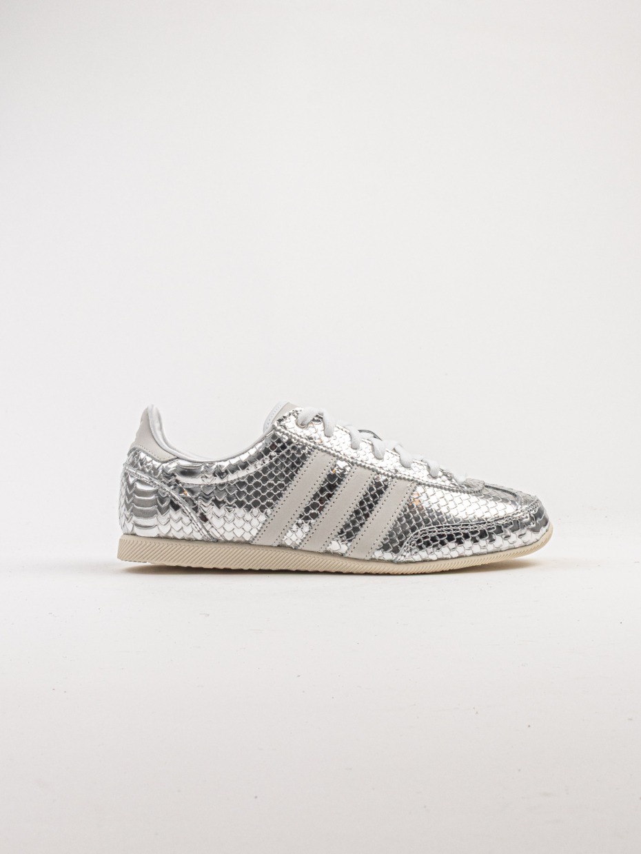Adidas Japan W