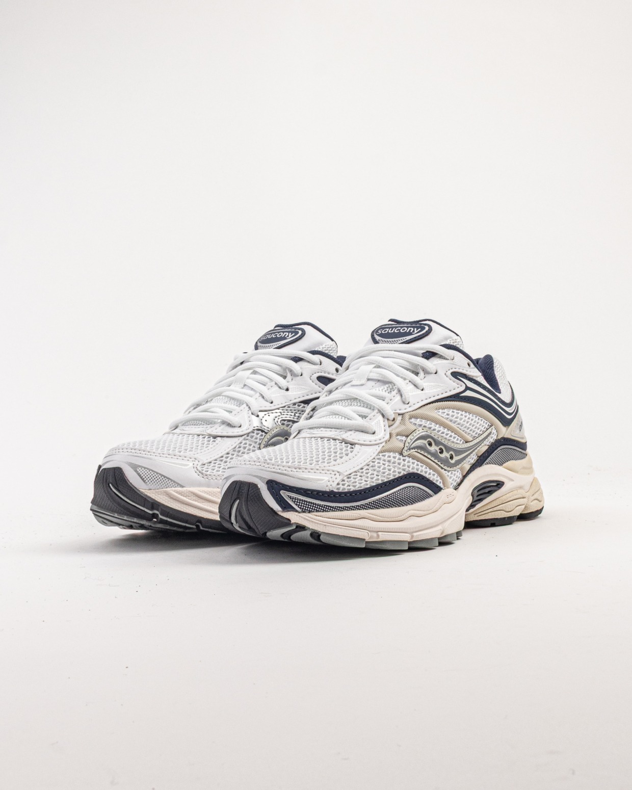 Saucony ProGrid Omni 9