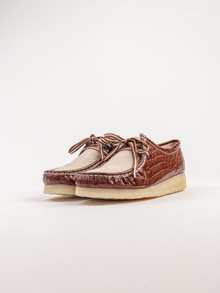 Clarks Wallabee
