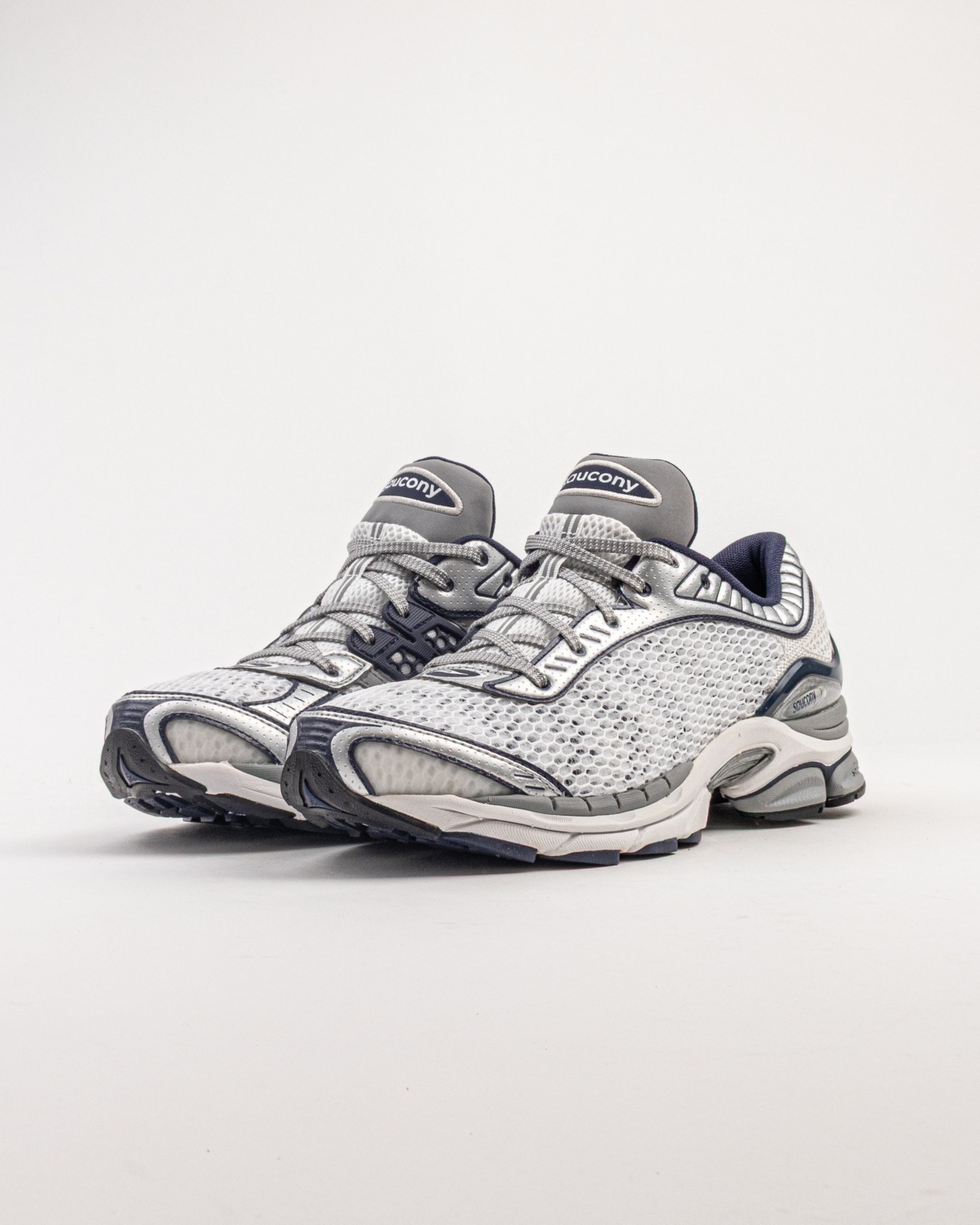 Saucony Progrid Paramount