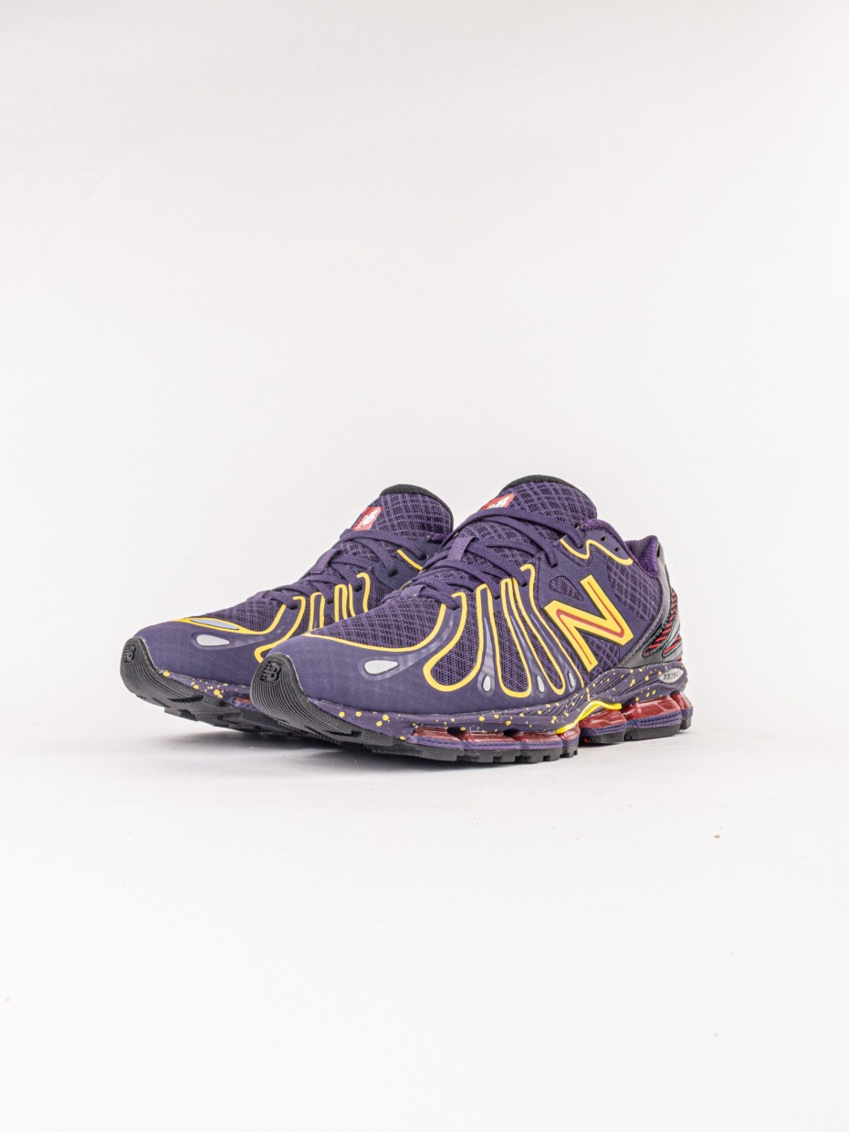 New Balance U18909P5