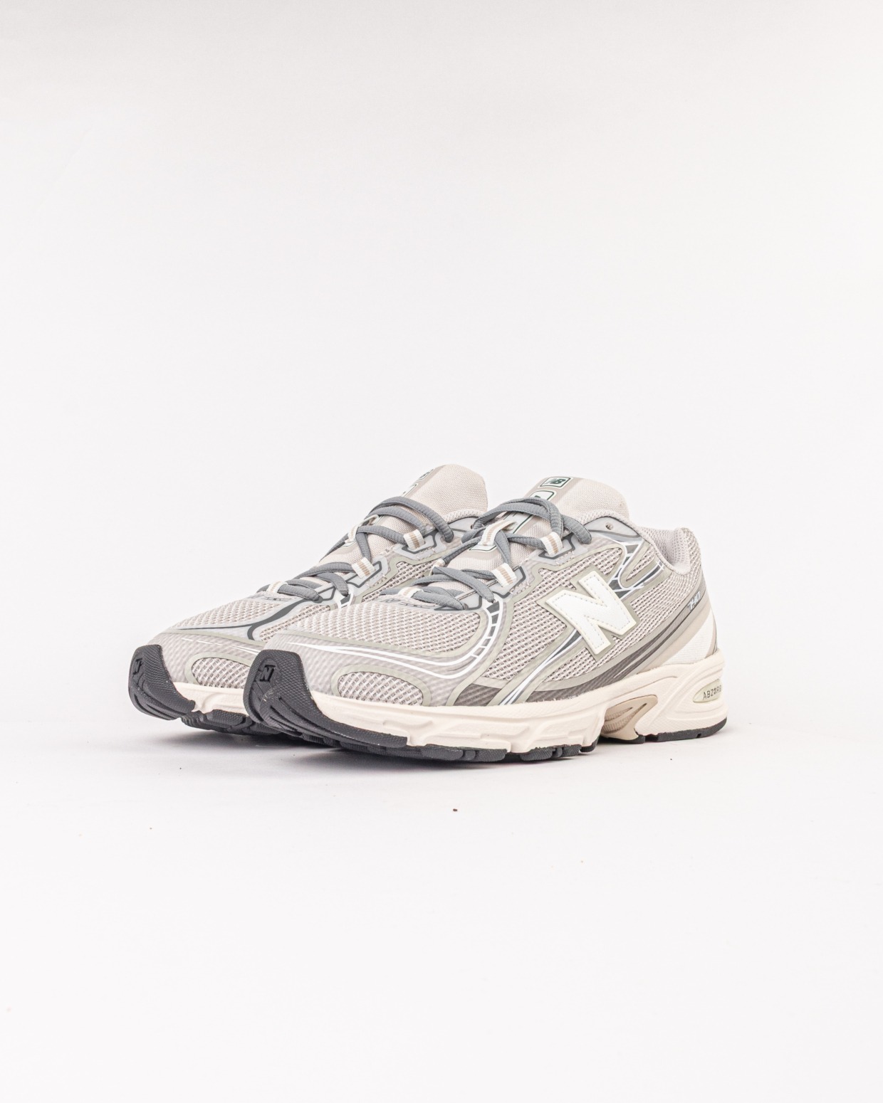 New Balance U740N74F