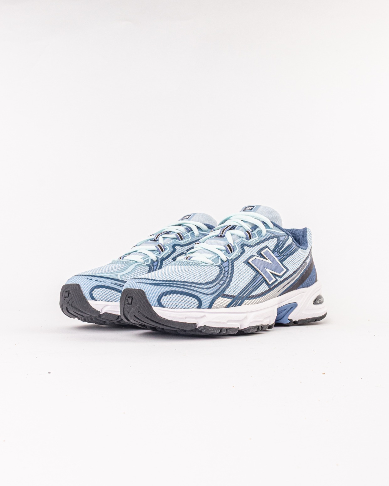New Balance U740N7UT