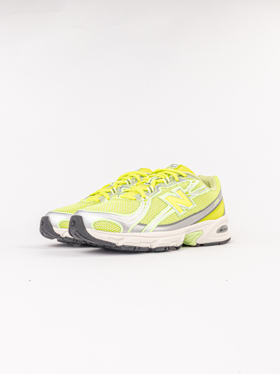 New Balance U740N8QA