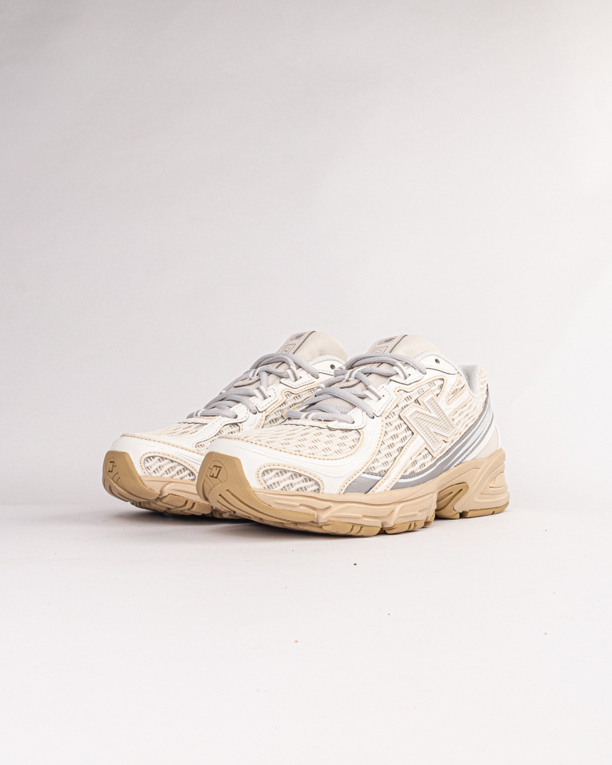 New Balance U7403OO