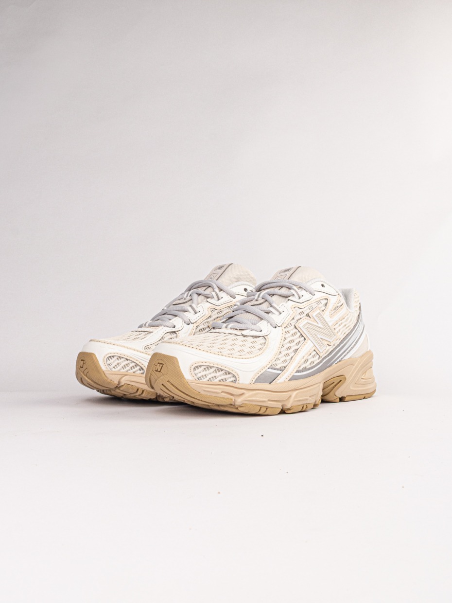 New Balance U7403OO